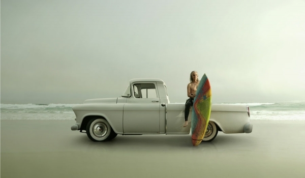 Photograph Ezra Gozo Mansur Surfer on One Eyeland